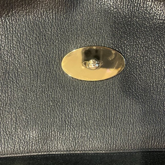 Mulberry - Medium Lily - Picture 4 of 12